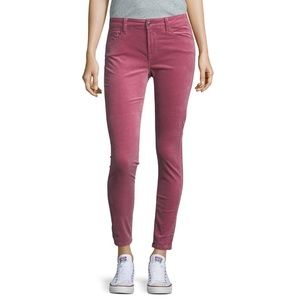 NWOT Kensie Classic Velvet Skinnies